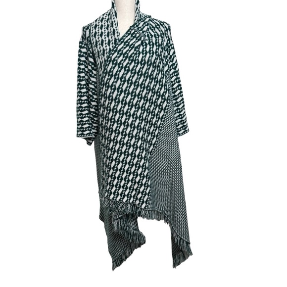 ROMEO + JULIET Couture Fringed green Kimono Sweater Scarf Collar waterfall open - Picture 5 of 7